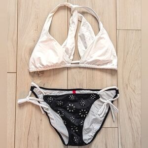 NWOT!🤍🖤Victoria's Secret Swim(M/L)-Adjustable Bikini Set-Black & White Eyelet